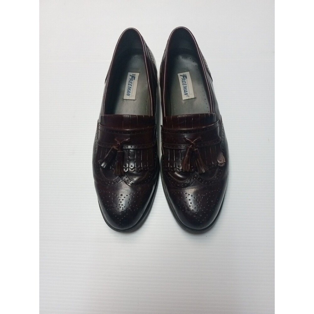 Freeman Men's size 13 shoes